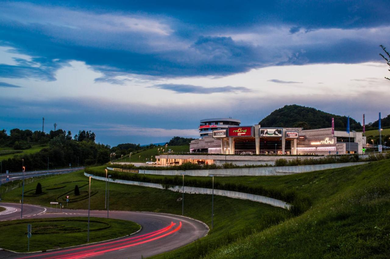 Mond, Resort&entertainment 4* Sentilj